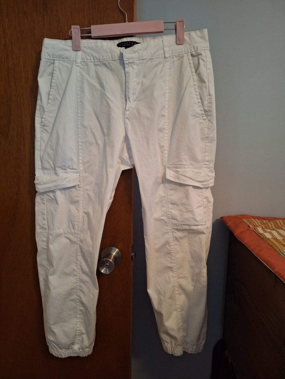 Sanctuary Rebel White Cargo Pants Elastic Ankle Women's Size 31 EUC